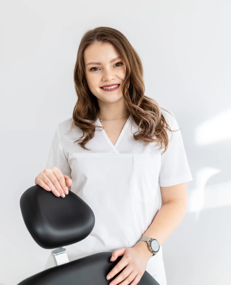 Dr. Cira Ioana, Medic specialist în Endodonție