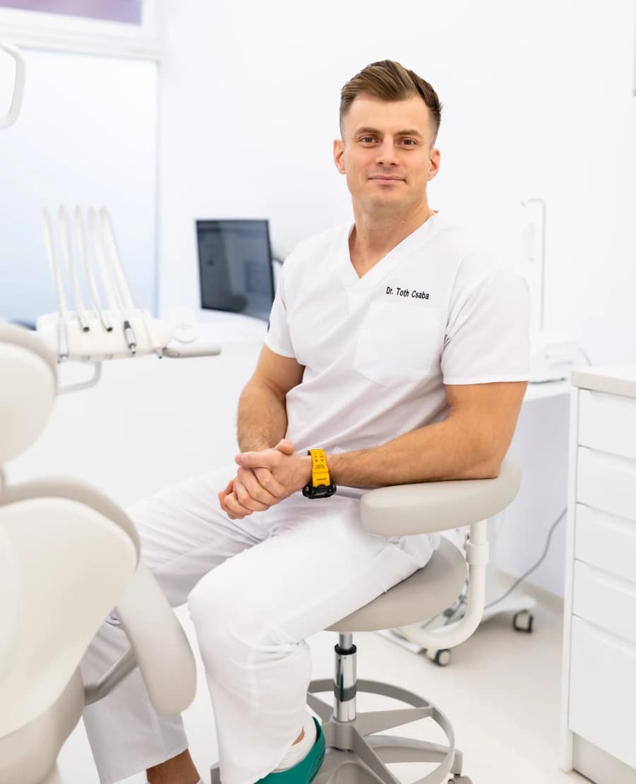 Dr. Toth Csaba, Medic specialist Chirurgie Orală și Maxilo-Facială