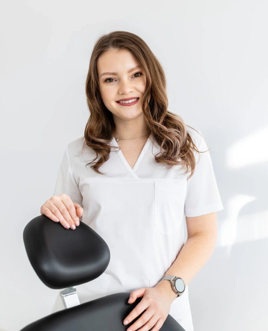 Dr. Cira Ioana, Medic specialist în Endodonție